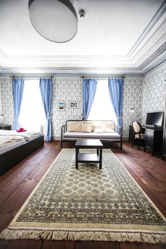 Klasterni Apartmany เชสกี้ครุมลอฟ ภายนอก รูปภาพ