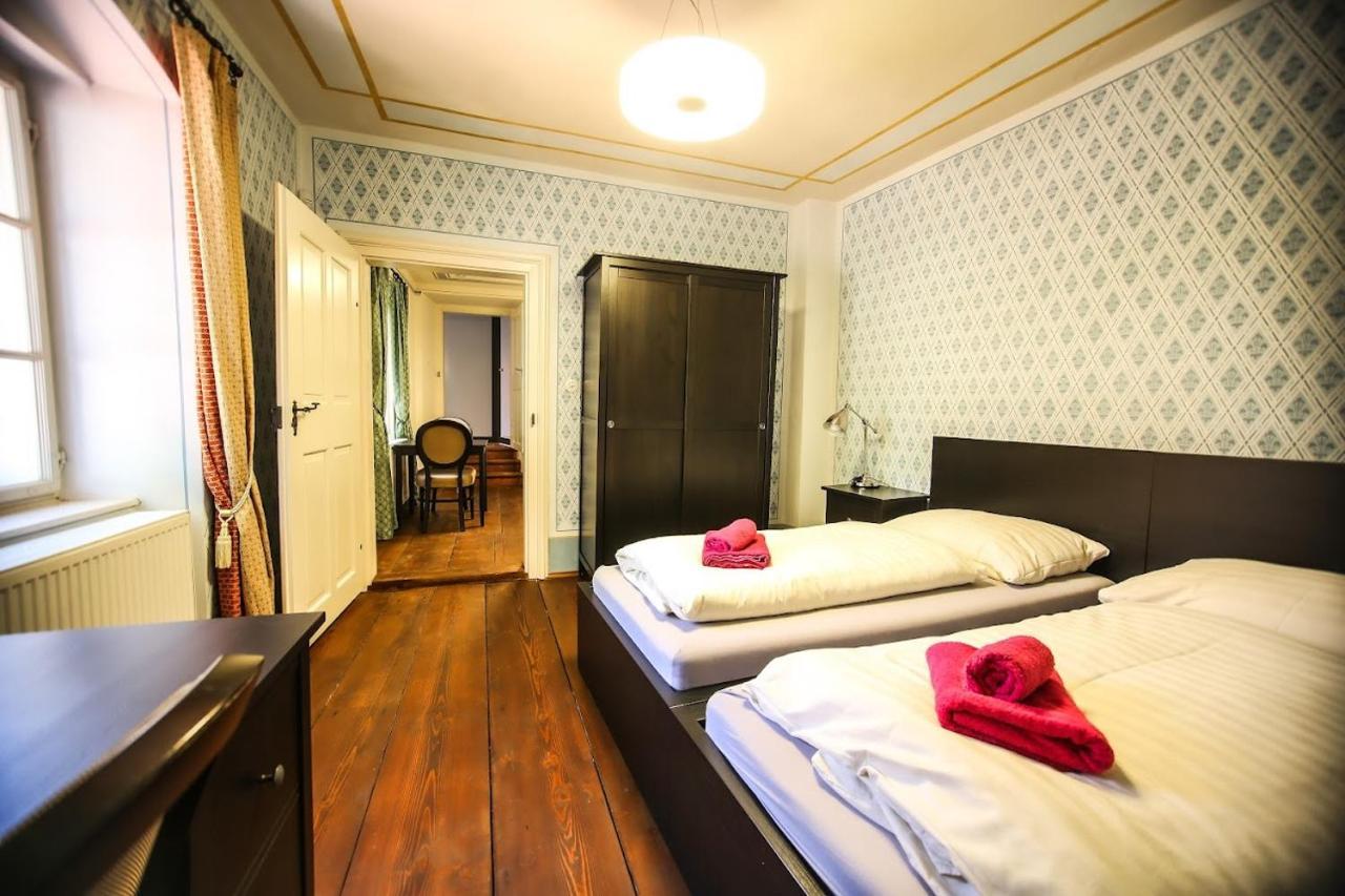 Klasterni Apartmany เชสกี้ครุมลอฟ ภายนอก รูปภาพ